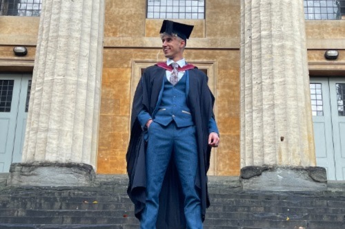 Picture of Hamzar Dar graduating
